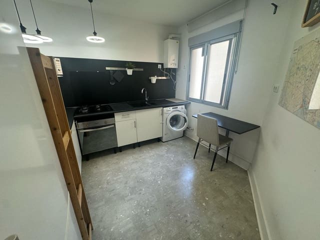 3 soveværelse Lejlighed til salg i El Grau, Valencia by - € 330.000 (Ref: 8954285)