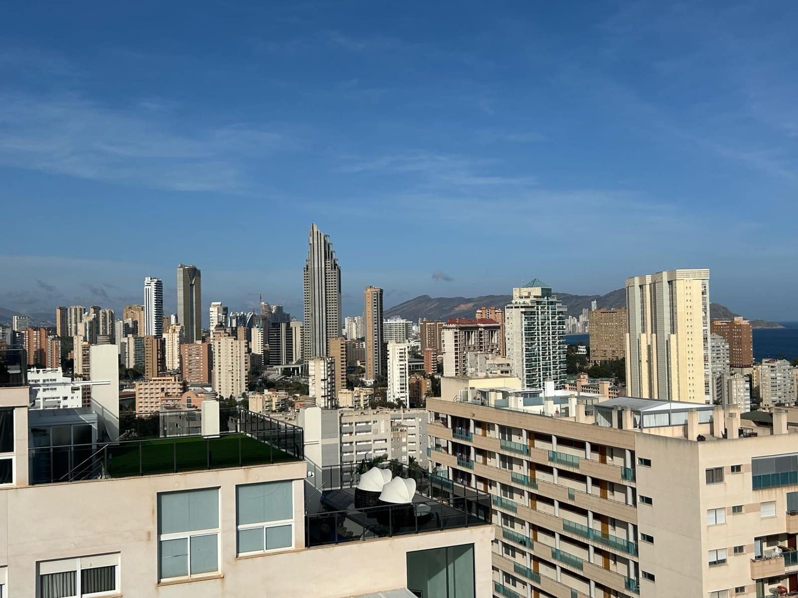 3 sypialnia Penthouse na sprzedaż w La Villajoyosa / Vila Joiosa z basenem garażem - 580 000 € (Ref: 8957223)