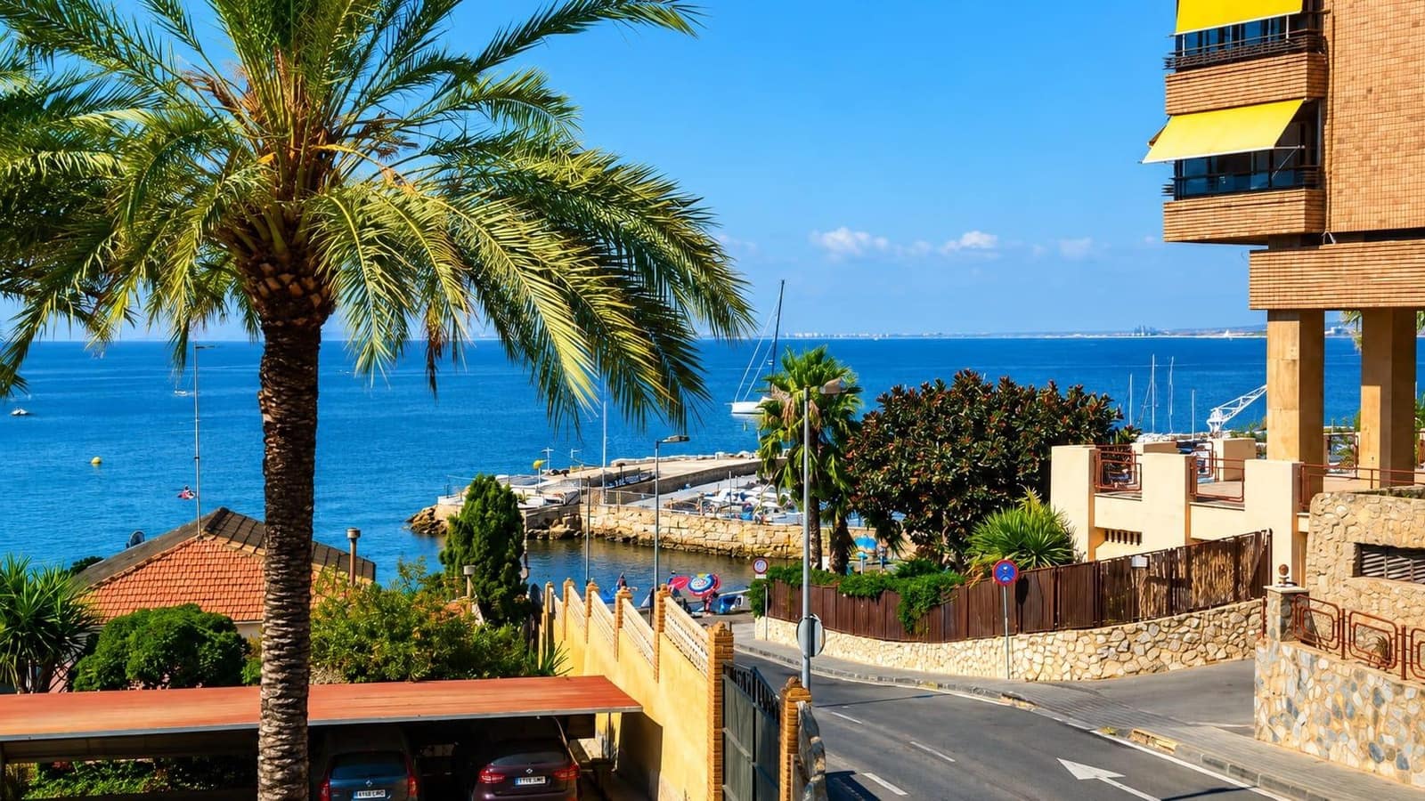 Kaupallinen myytävänä paikassa Alicante kaupunki - 159 000 € (Ref: 8972638)