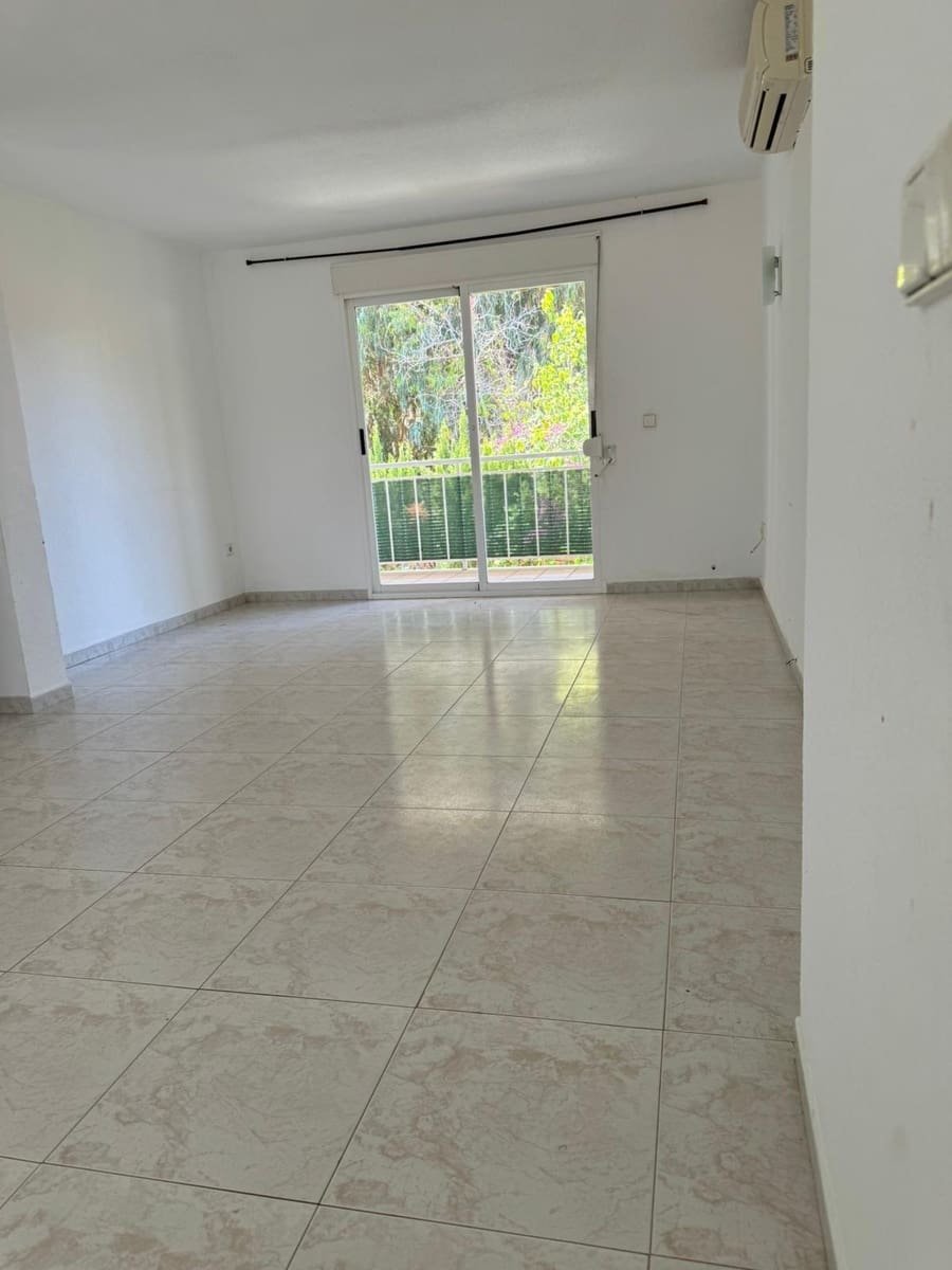 3 slaapkamer Halfvrijstaande villa te koop in Albir met zwembad - € 520.000 (Ref: 8972641)