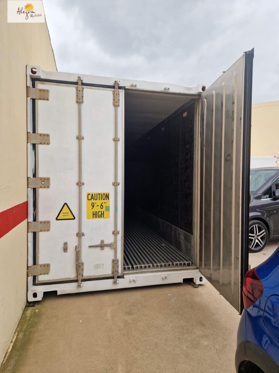 Yritys vuokrattavana paikassa La Pobla de Vallbona - 500 € (Ref: 8986110)