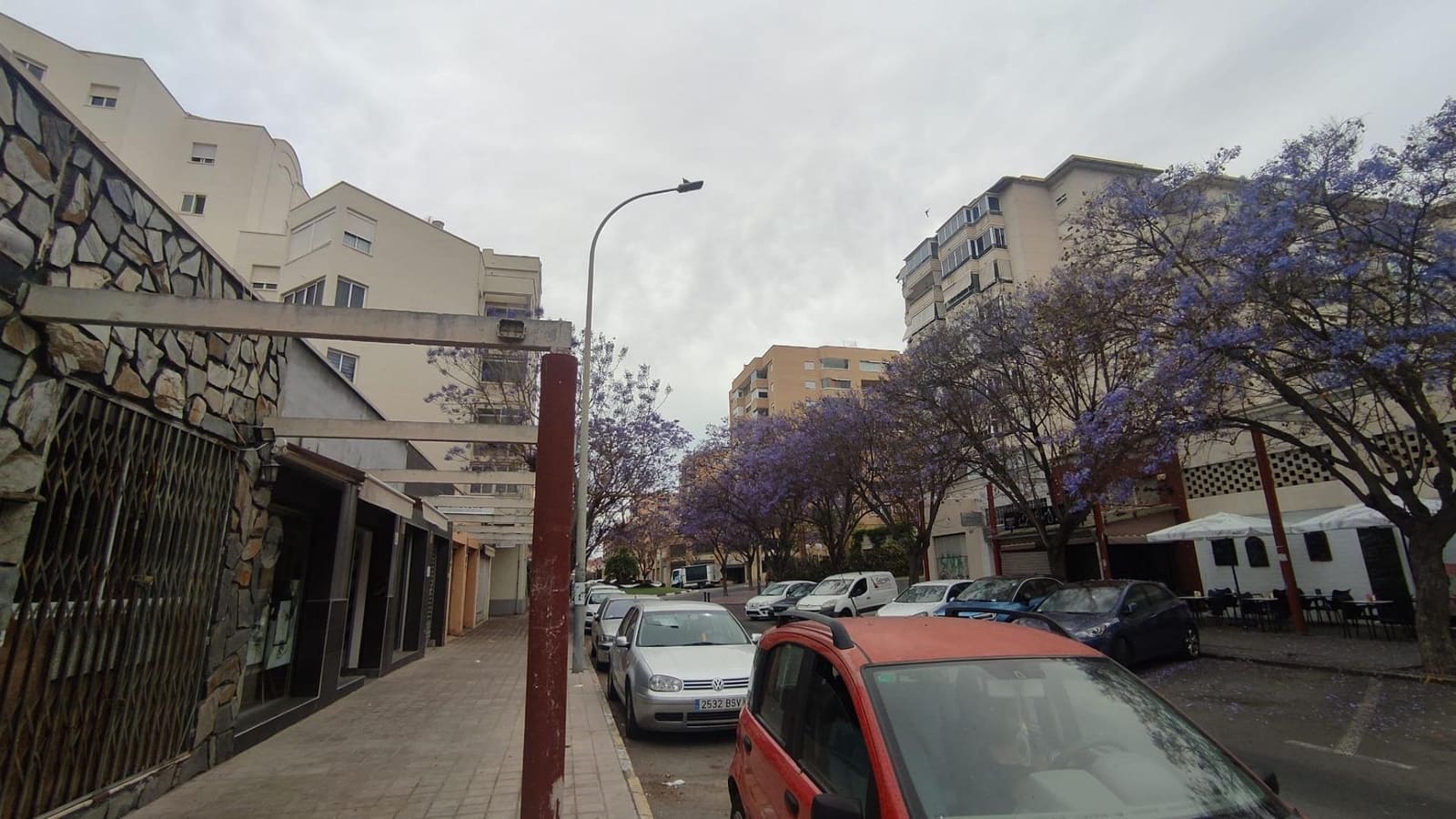 Commercial for sale in Alicante / Alacant city - € 125,000 (Ref: 8998780)