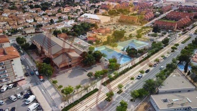 3 soverom Leilighet til salgs i Virgen del Remedio - Parque lo Morant, Alicante by - € 49 000 (Ref: 9001161)