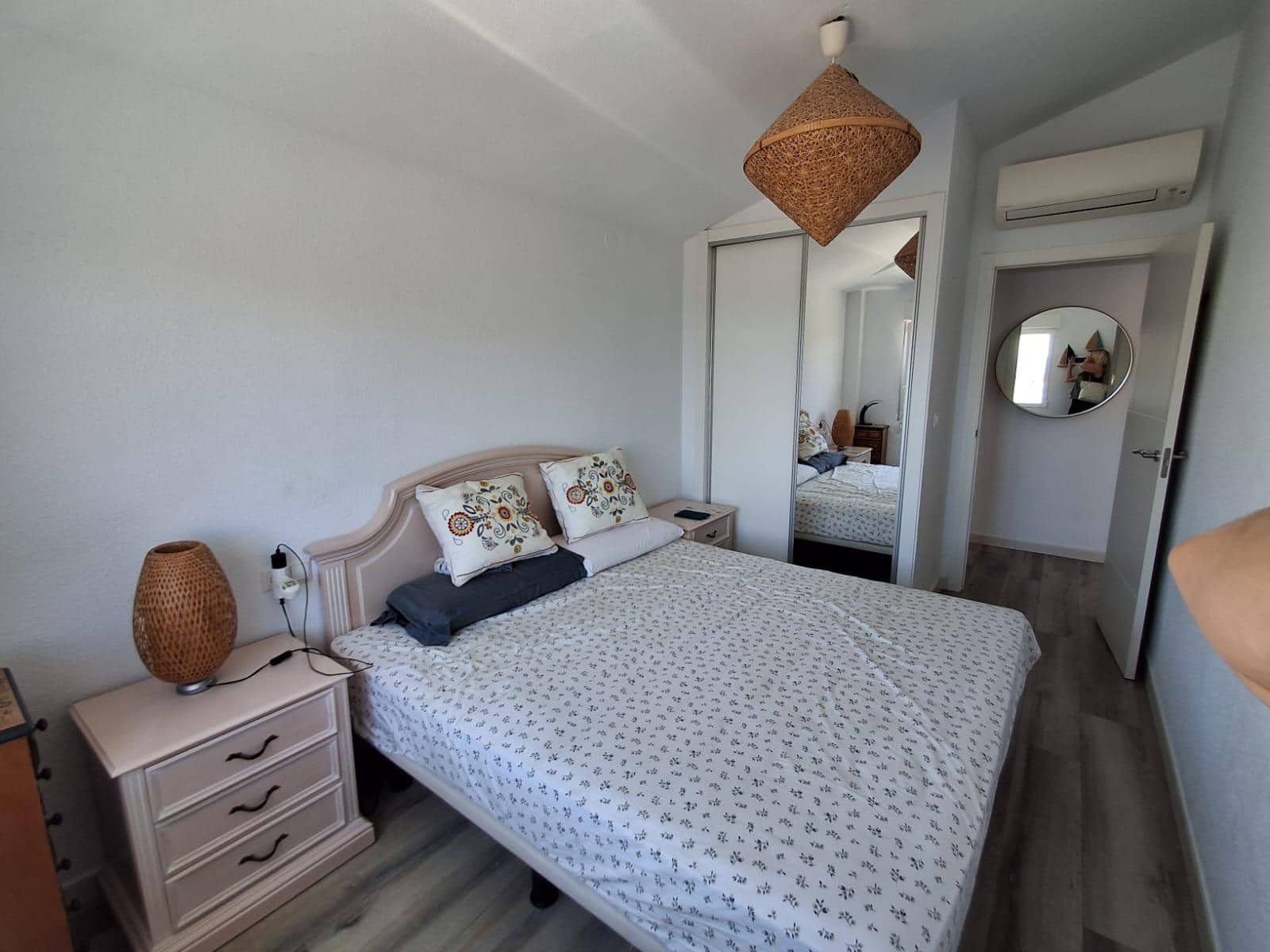 2 bedroom Penthouse for rent in Altea with pool garage - € 1,100 (Ref: 9005052)