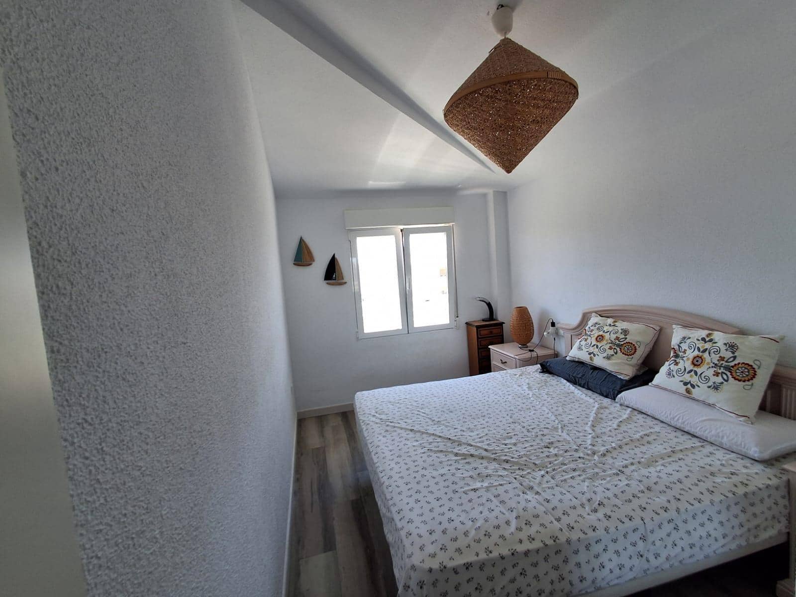 2 bedroom Penthouse for rent in Altea with pool garage - € 1,100 (Ref: 9005052)