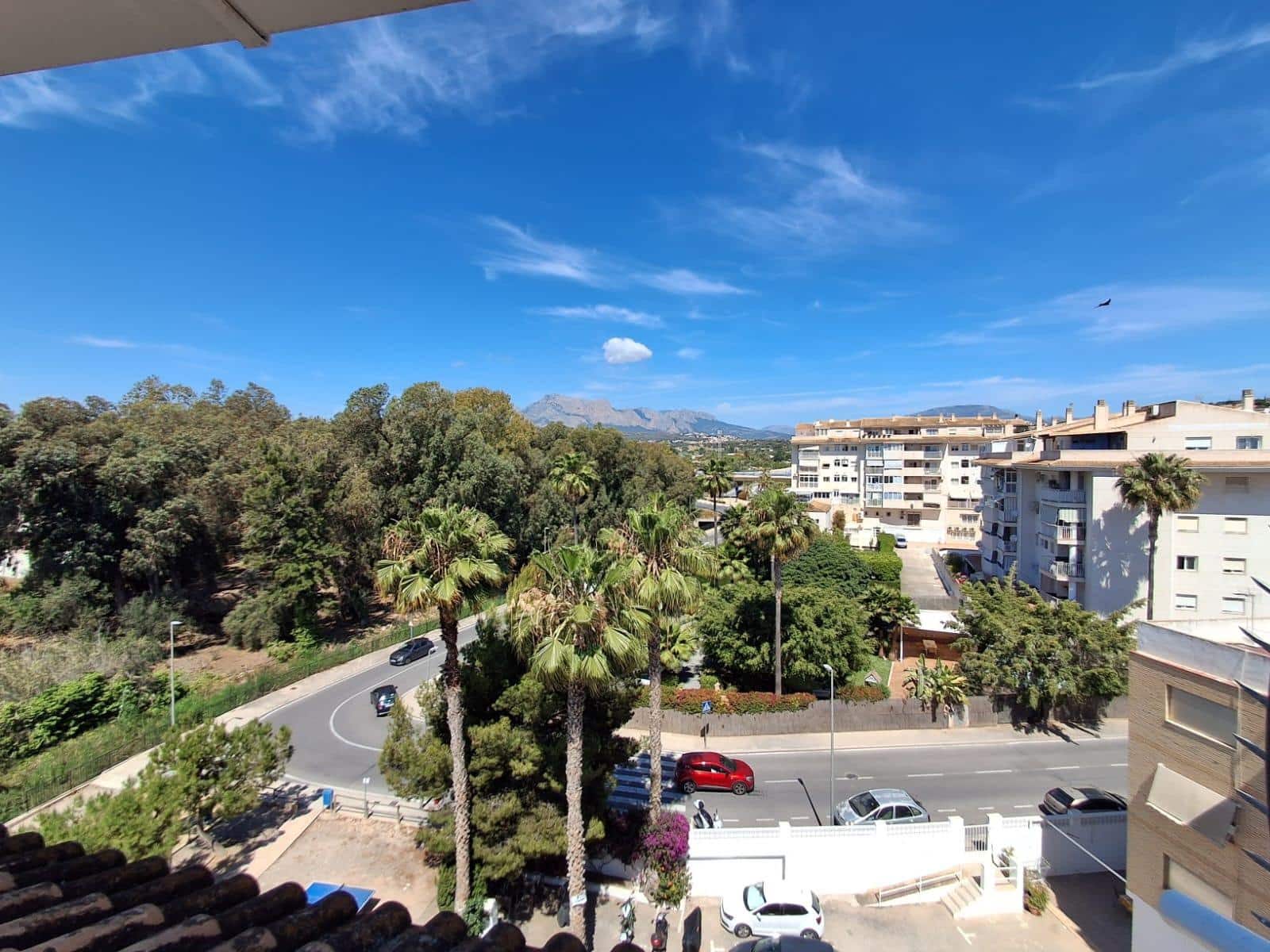 2 bedroom Penthouse for rent in Altea with pool garage - € 1,100 (Ref: 9005052)