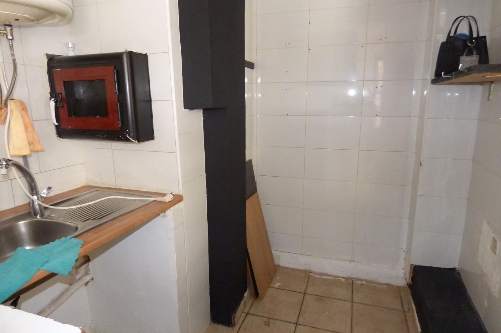 Local Commercial à louer à Alicante ville avec garage - 925 € (Ref: 9005053)