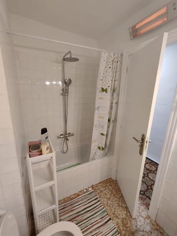 3 soverom Leilighet til salgs i Juan XXIII, Alicante by - € 125 000 (Ref: 9014365)