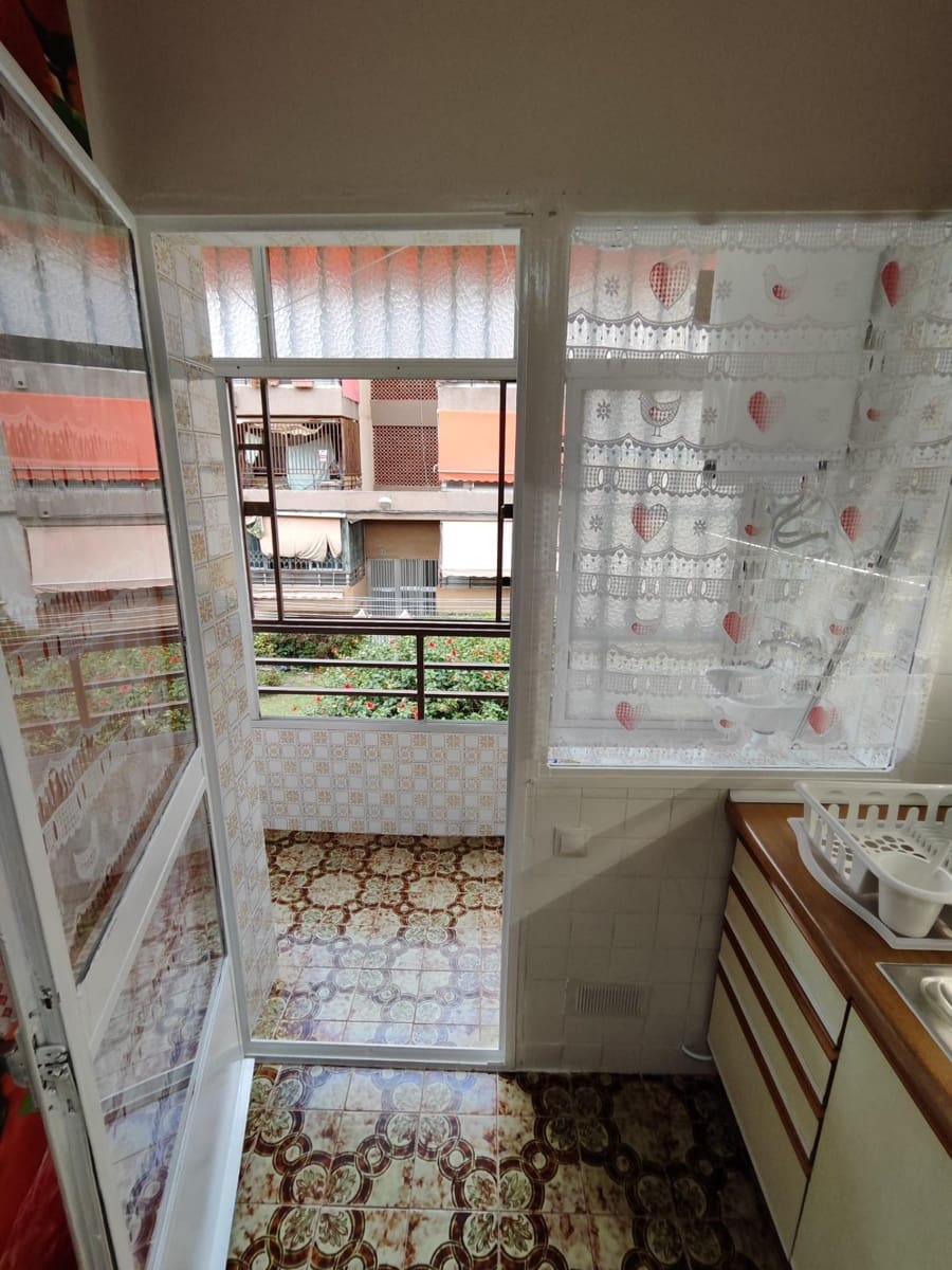 3 soverom Leilighet til salgs i Alicante by - € 125 000 (Ref: 9014365)