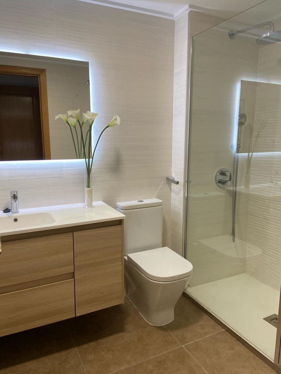 3 chambre Appartement à vendre à Alicante ville avec piscine garage - 395 000 € (Ref: 9021112)