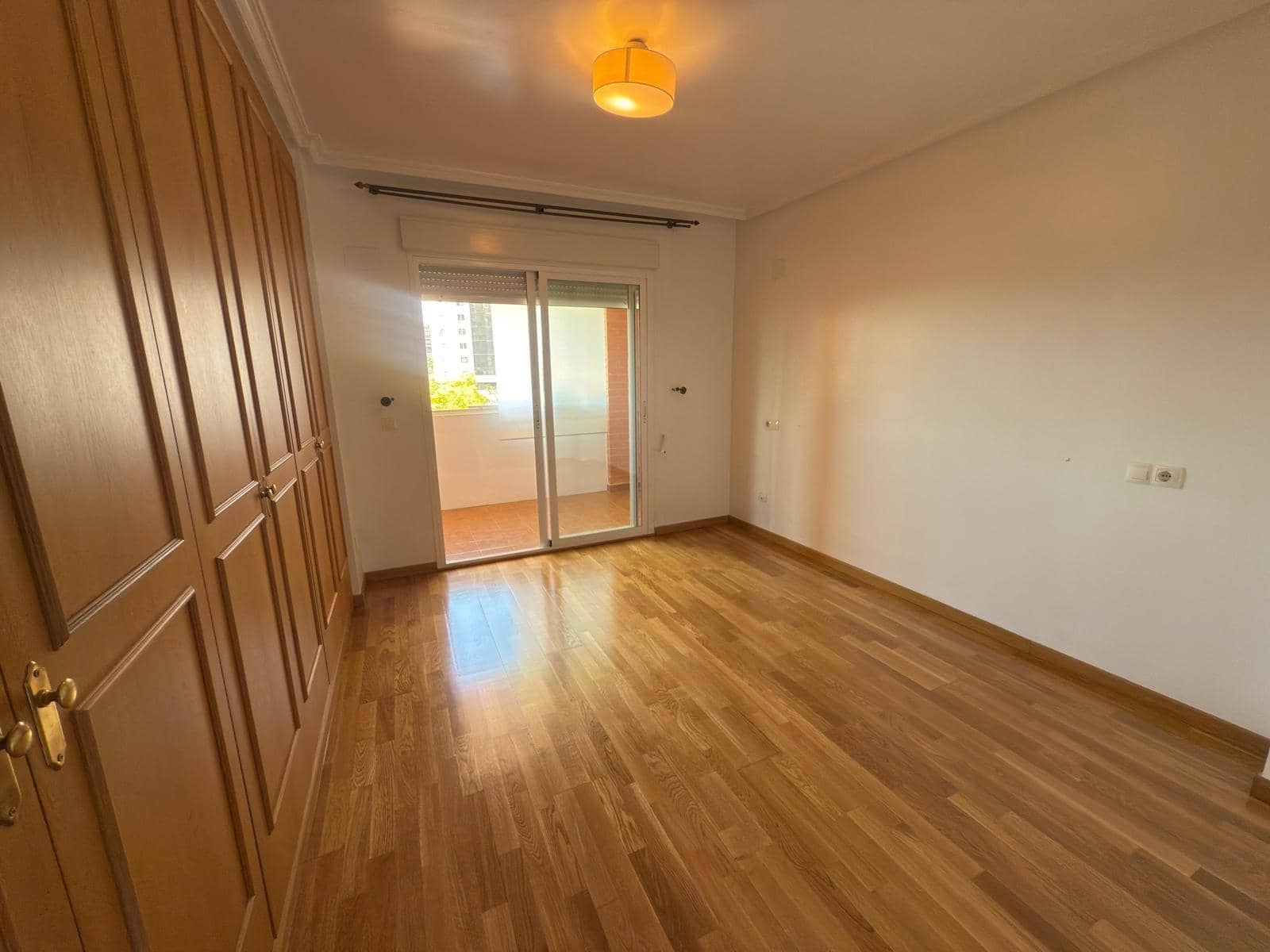 3 chambre Appartement à vendre à Alicante ville avec piscine garage - 395 000 € (Ref: 9021112)