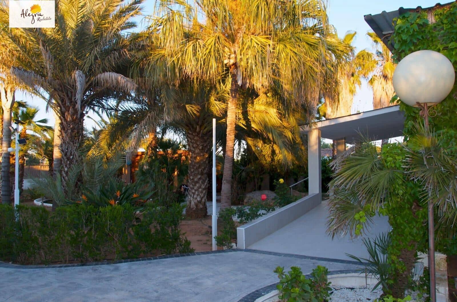 7 soverom Villa til salgs i Betera med svømmebasseng - € 1 090 000 (Ref: 9024168)