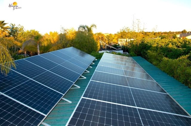 7 makuuhuone Huvila myytävänä paikassa Bétera mukana uima-altaan - 1 090 000 € (Ref: 9024168)