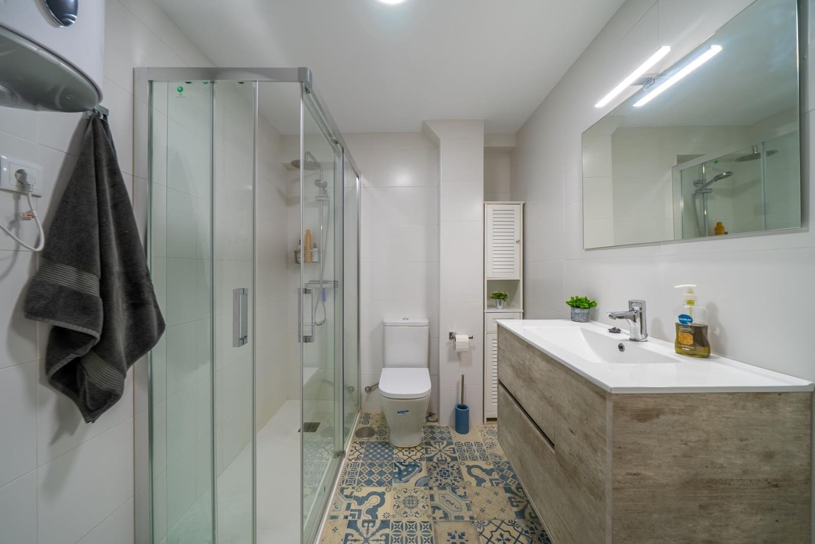 1 bedroom Apartment for rent in Alicante / Alacant city - € 1,300 (Ref: 9029656)