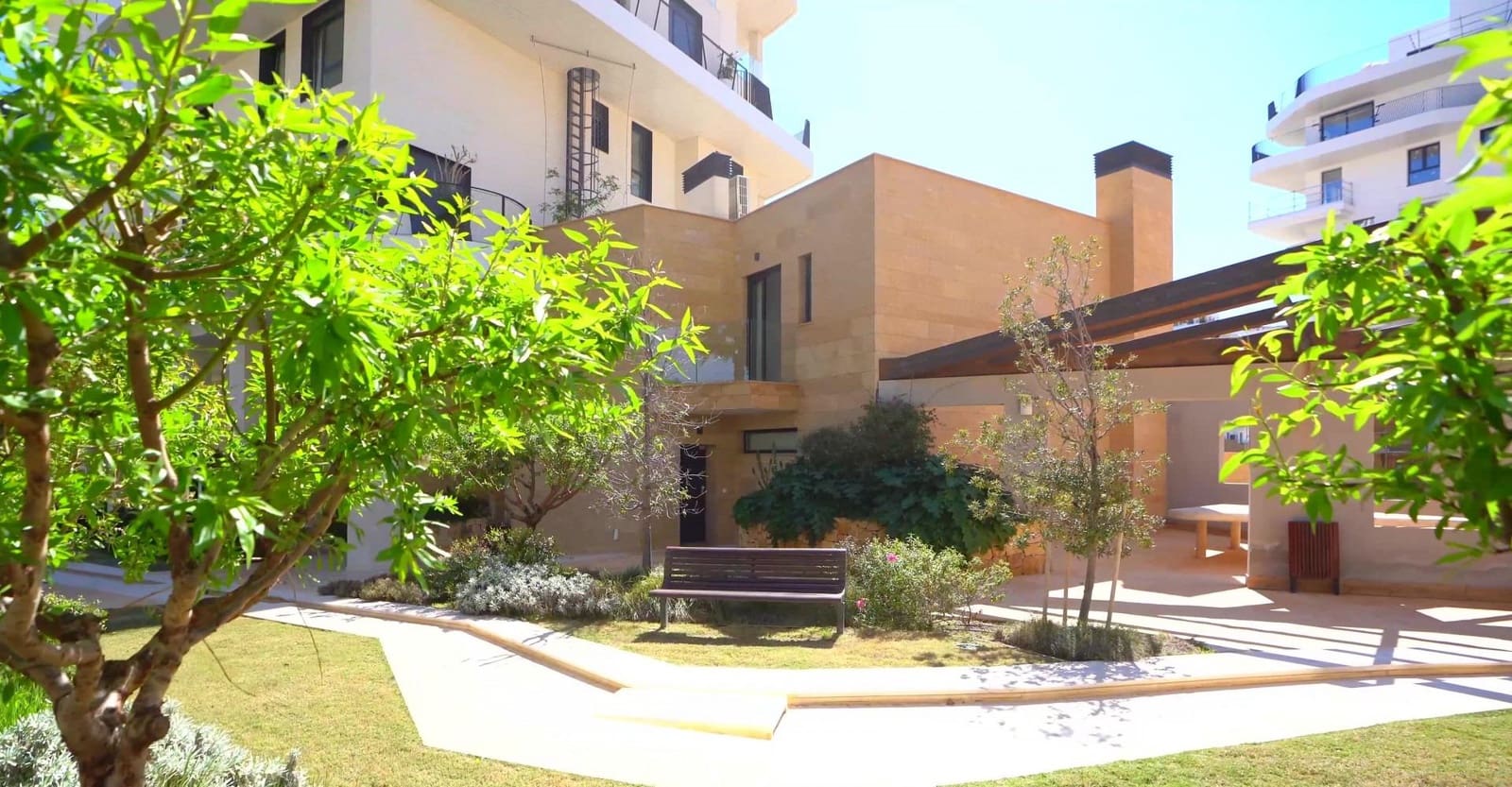 3 soveværelse Lejlighed til salg i La Villajoyosa / Vila Joiosa med swimmingpool - € 690.000 (Ref: 9029657)