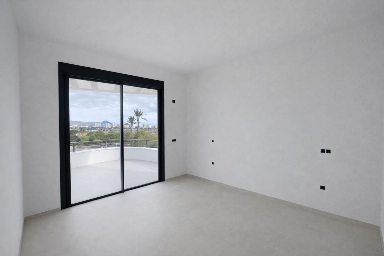 4 bedroom Villa for sale in La Font with garage - € 1,278,000 (Ref: 9032275)