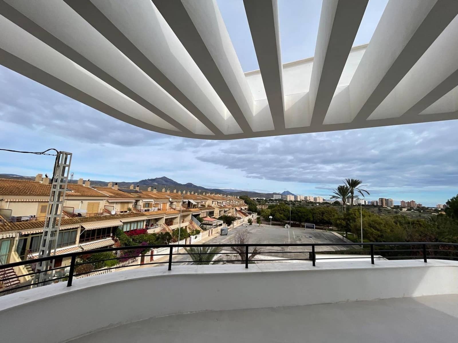 4 bedroom Villa for sale in La Font with garage - € 1,278,000 (Ref: 9032275)