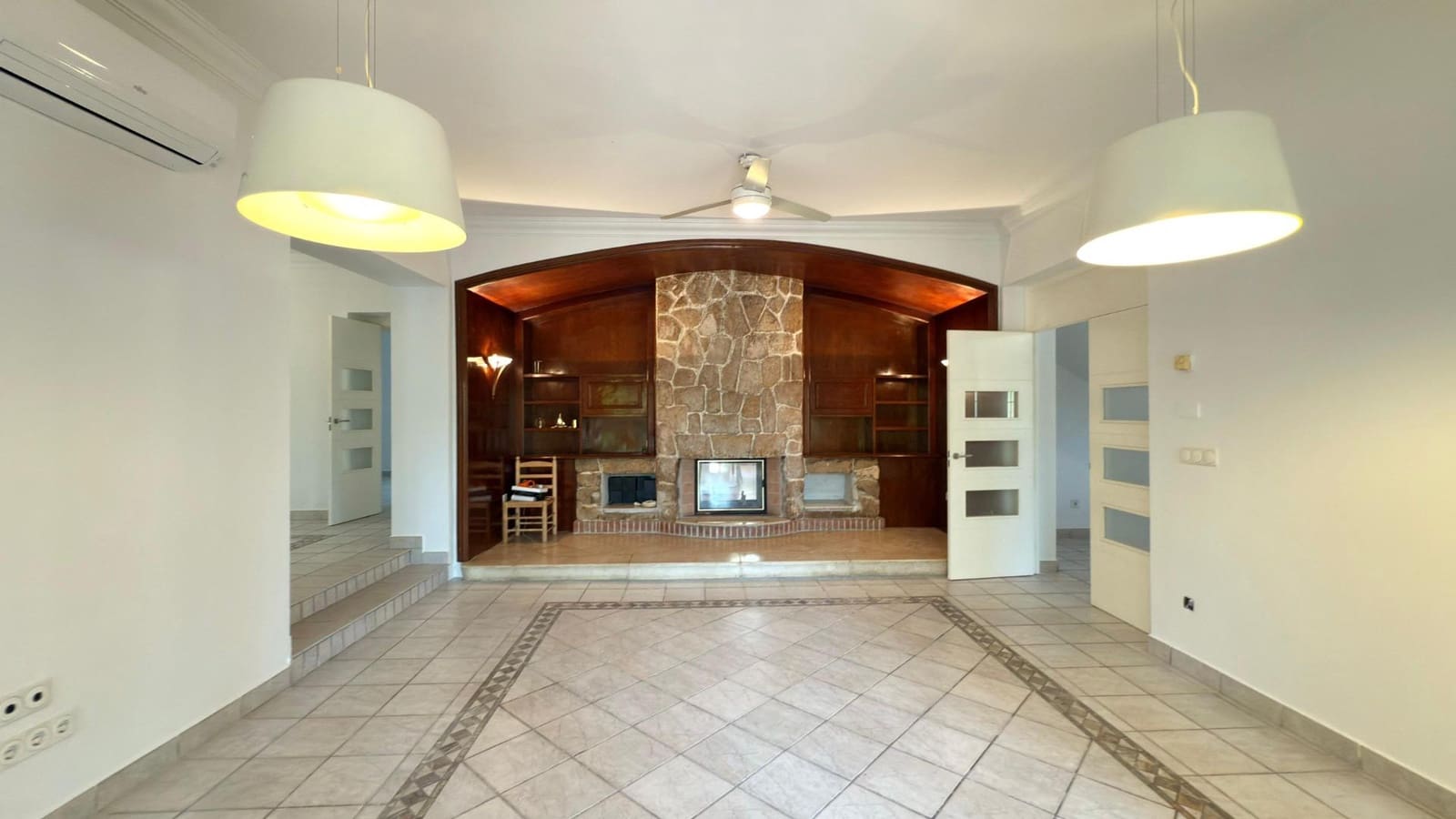 6 sypialnia Willa na sprzedaż w Miasto Alicante / Alacant z basenem garażem - 1 400 000 € (Ref: 9034635)