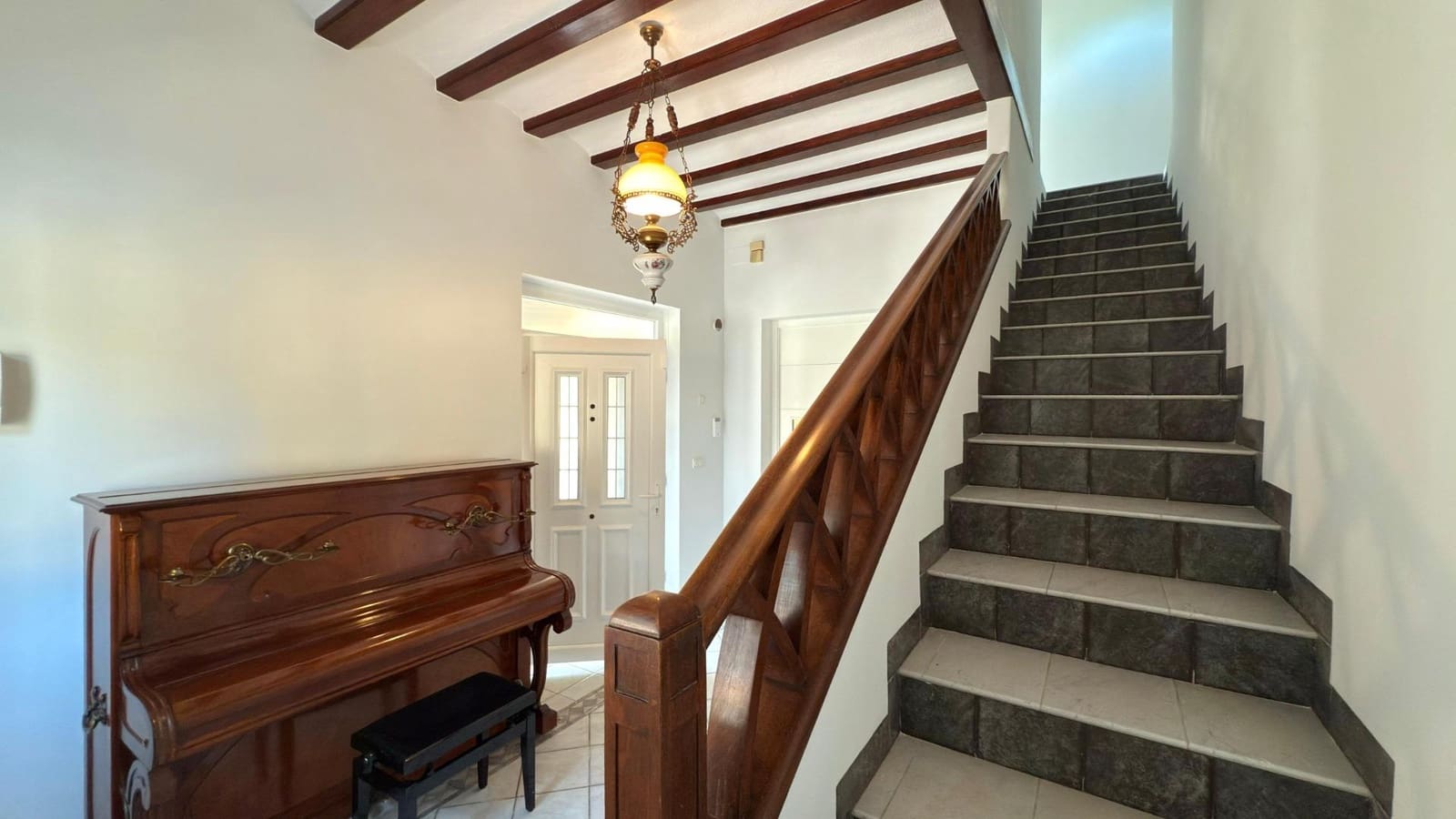 6 sypialnia Willa na sprzedaż w Miasto Alicante / Alacant z basenem garażem - 1 400 000 € (Ref: 9034635)