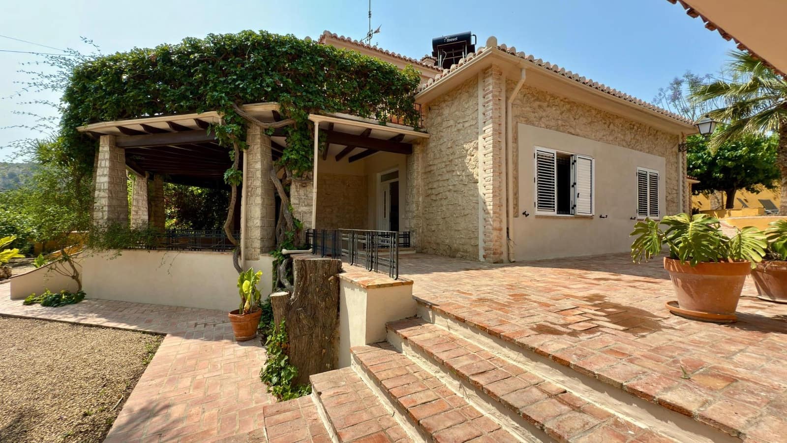 6 sypialnia Willa na sprzedaż w Miasto Alicante / Alacant z basenem garażem - 1 400 000 € (Ref: 9034635)