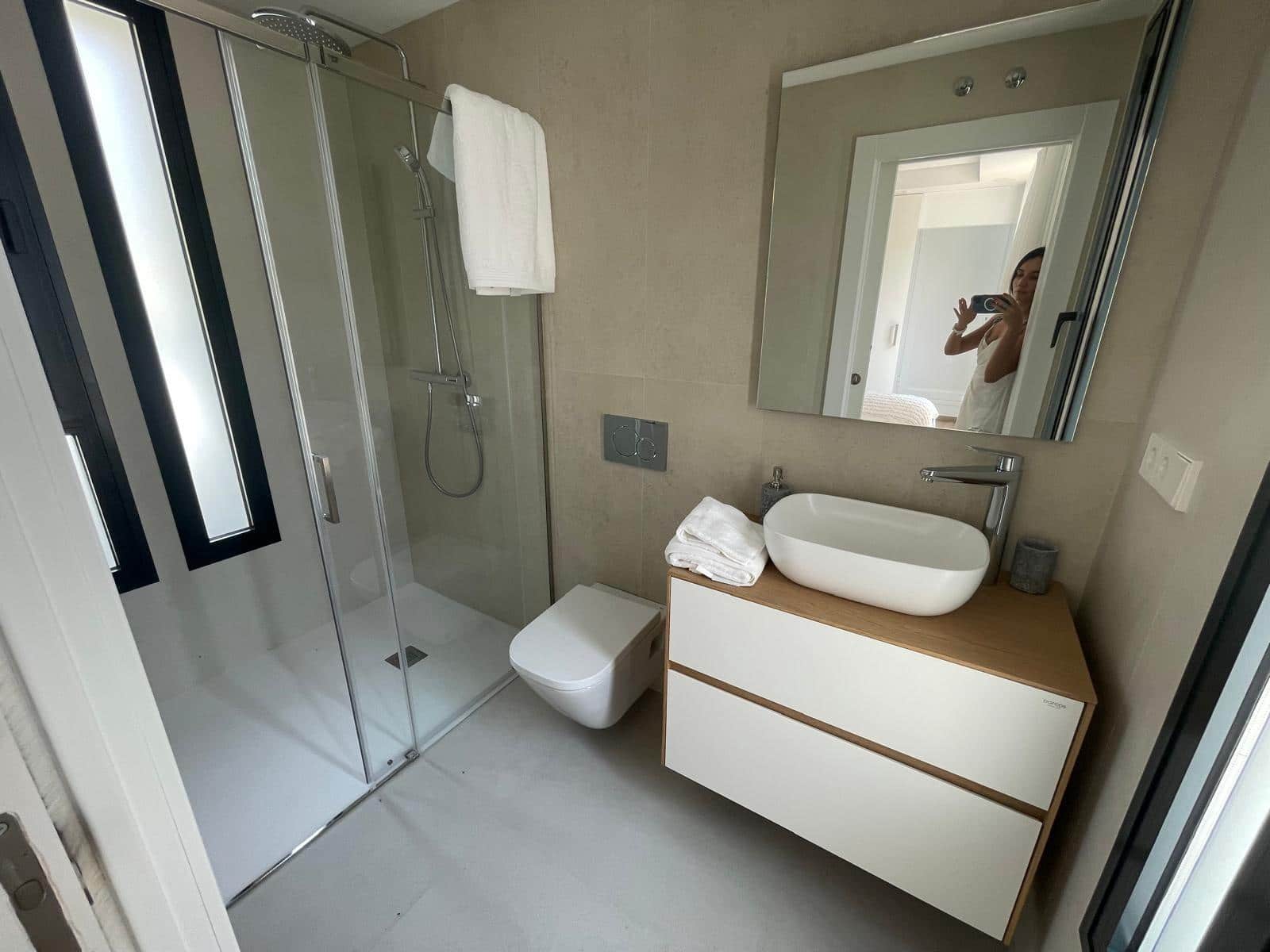 3 bedroom Villa for rent in Monforte del Cid with pool garage - € 3,250 (Ref: 9048927)