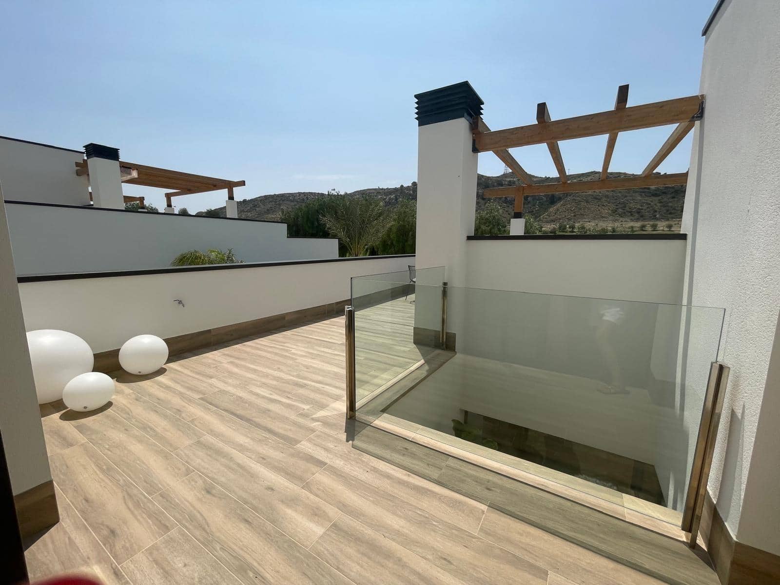 3 bedroom Villa for rent in Monforte del Cid with pool garage - € 3,250 (Ref: 9048927)