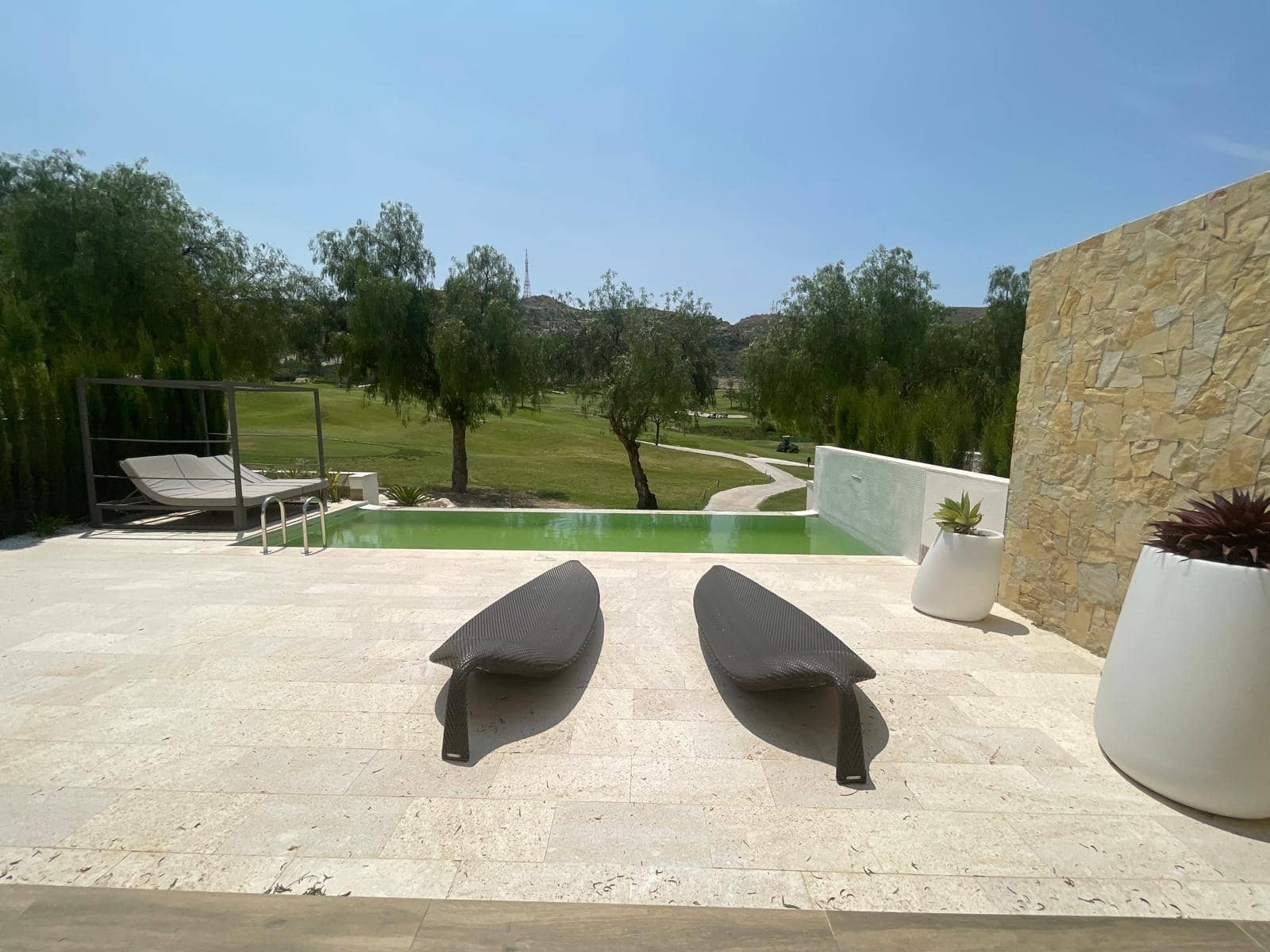 3 bedroom Villa for rent in Monforte del Cid with pool garage - € 3,250 (Ref: 9048927)