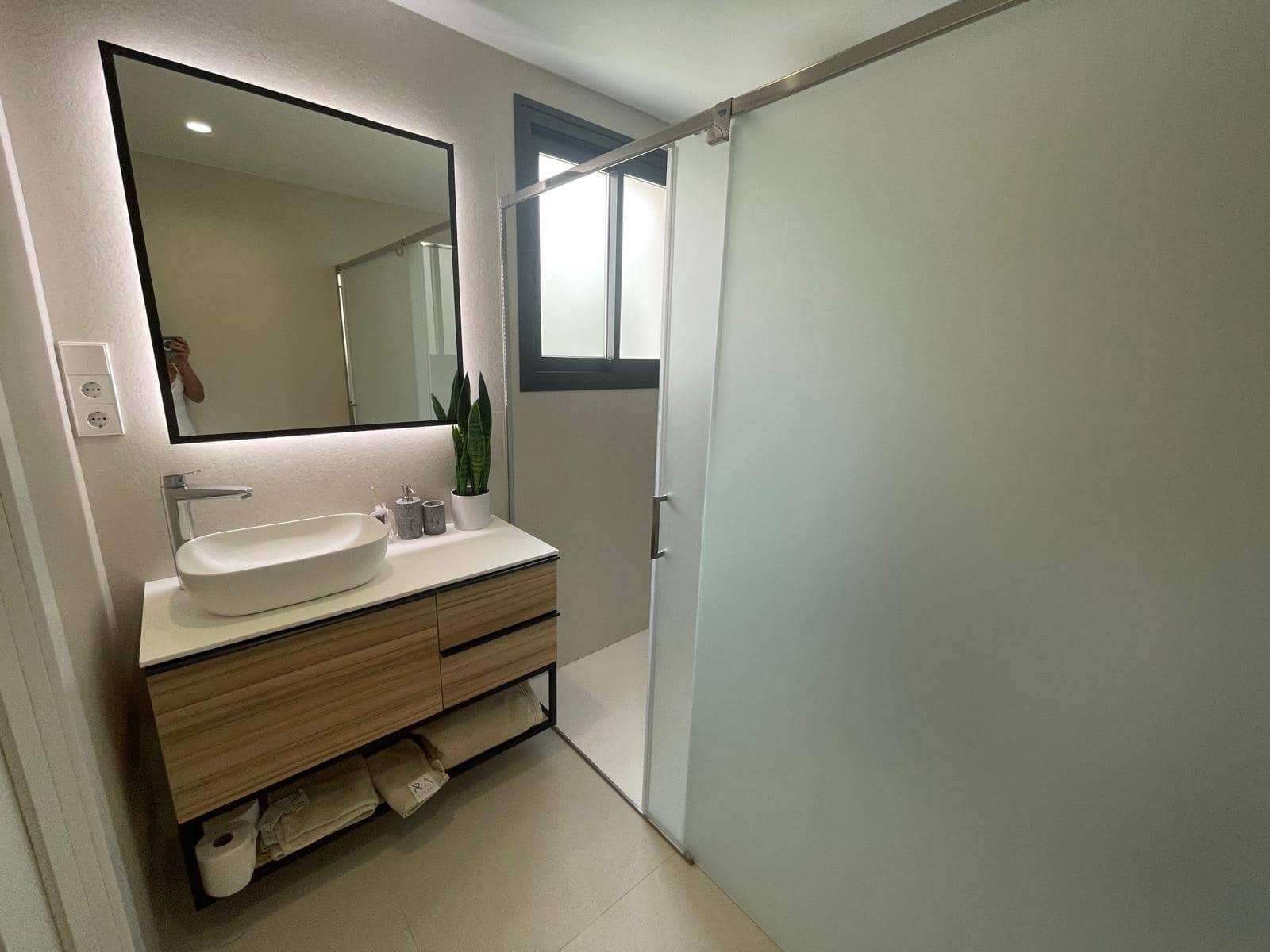 3 bedroom Villa for rent in Monforte del Cid with pool garage - € 3,250 (Ref: 9048927)