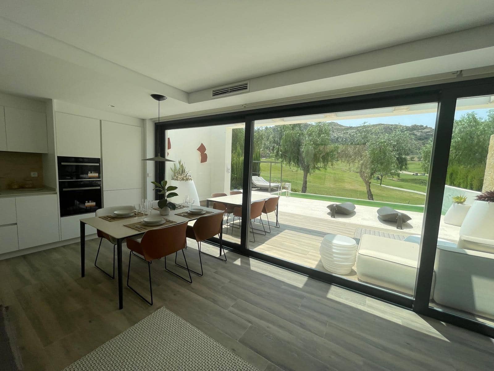 3 bedroom Villa for rent in Monforte del Cid with pool garage - € 3,250 (Ref: 9048927)