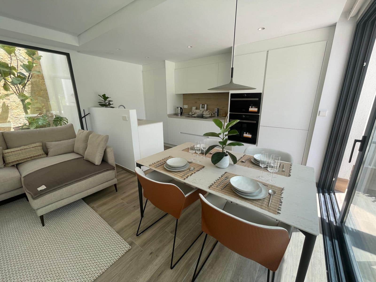 3 bedroom Villa for rent in Monforte del Cid with pool garage - € 3,250 (Ref: 9048927)