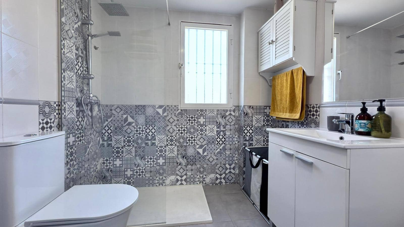 3 bedroom Apartment for sale in Altea - € 289,000 (Ref: 9048928)