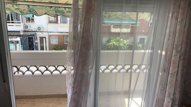 3 camera da letto Appartamento in vendita in Alicante città - 170.000 € (Rif: 9048930)