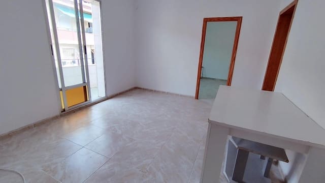 3 sypialnia Mieszkanie do wynajęcia w Virgen del Remedio - Parque lo Morant, Miasto Alicante / Alacant - 850 € (Ref: 9051142)