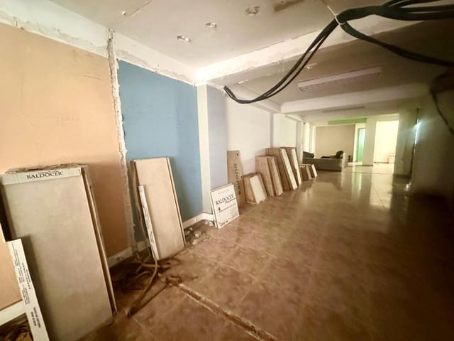 Office for sale in Alicante / Alacant city - € 165,000 (Ref: 9059486)