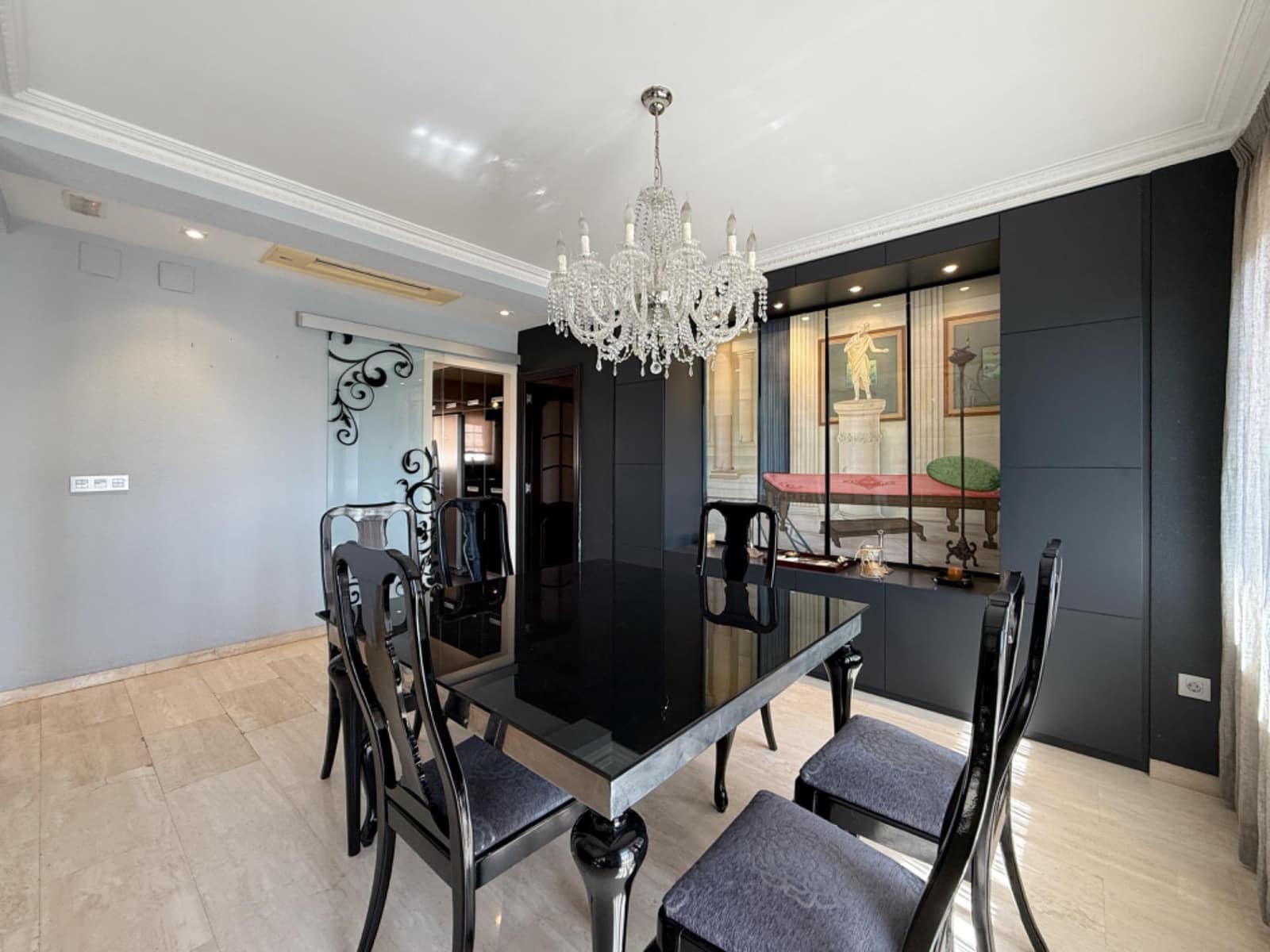 3 sovrum Lägenhet att hyra i Alicante stad med garage - 1 500 € (Ref: 9100825)