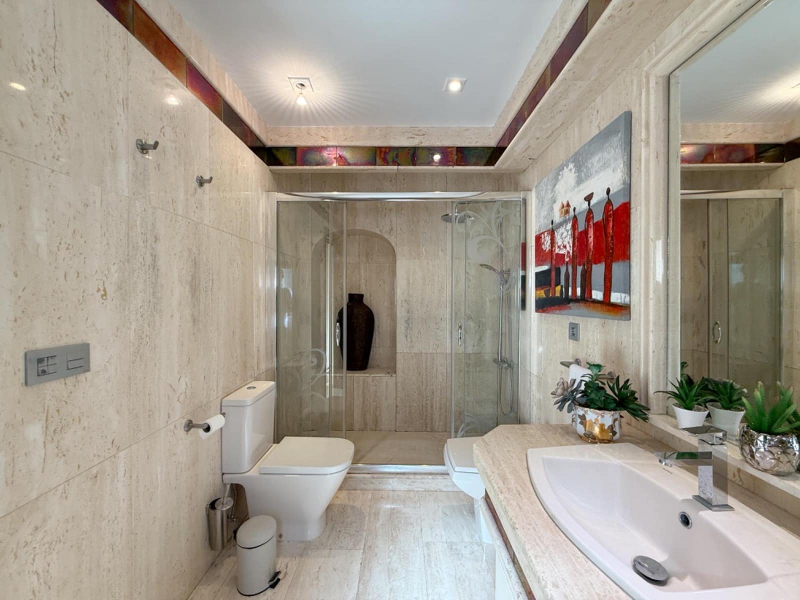 3 sovrum Lägenhet att hyra i Alicante stad med garage - 1 500 € (Ref: 9100825)