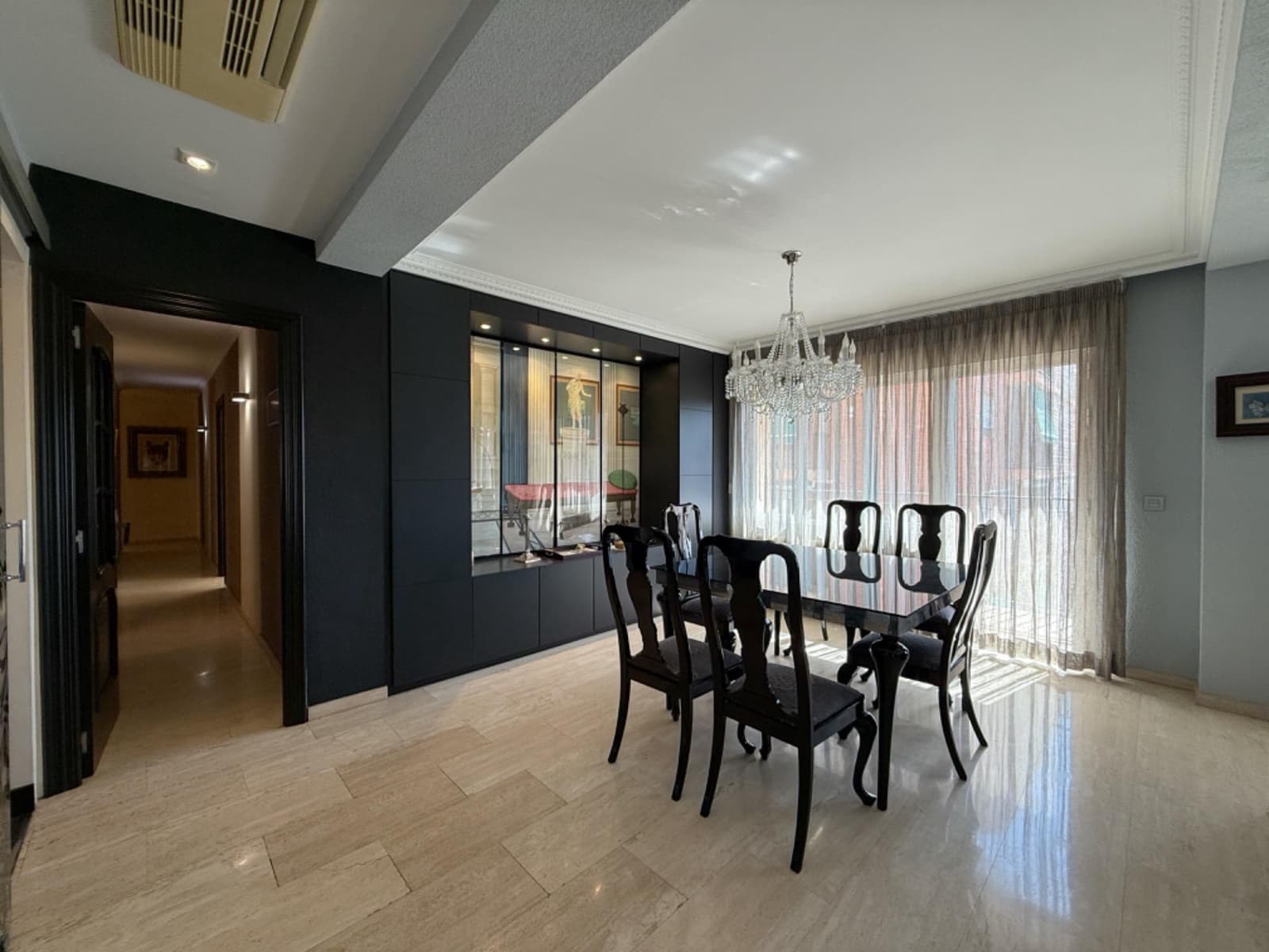 3 sovrum Lägenhet att hyra i Alicante stad med garage - 1 500 € (Ref: 9100825)