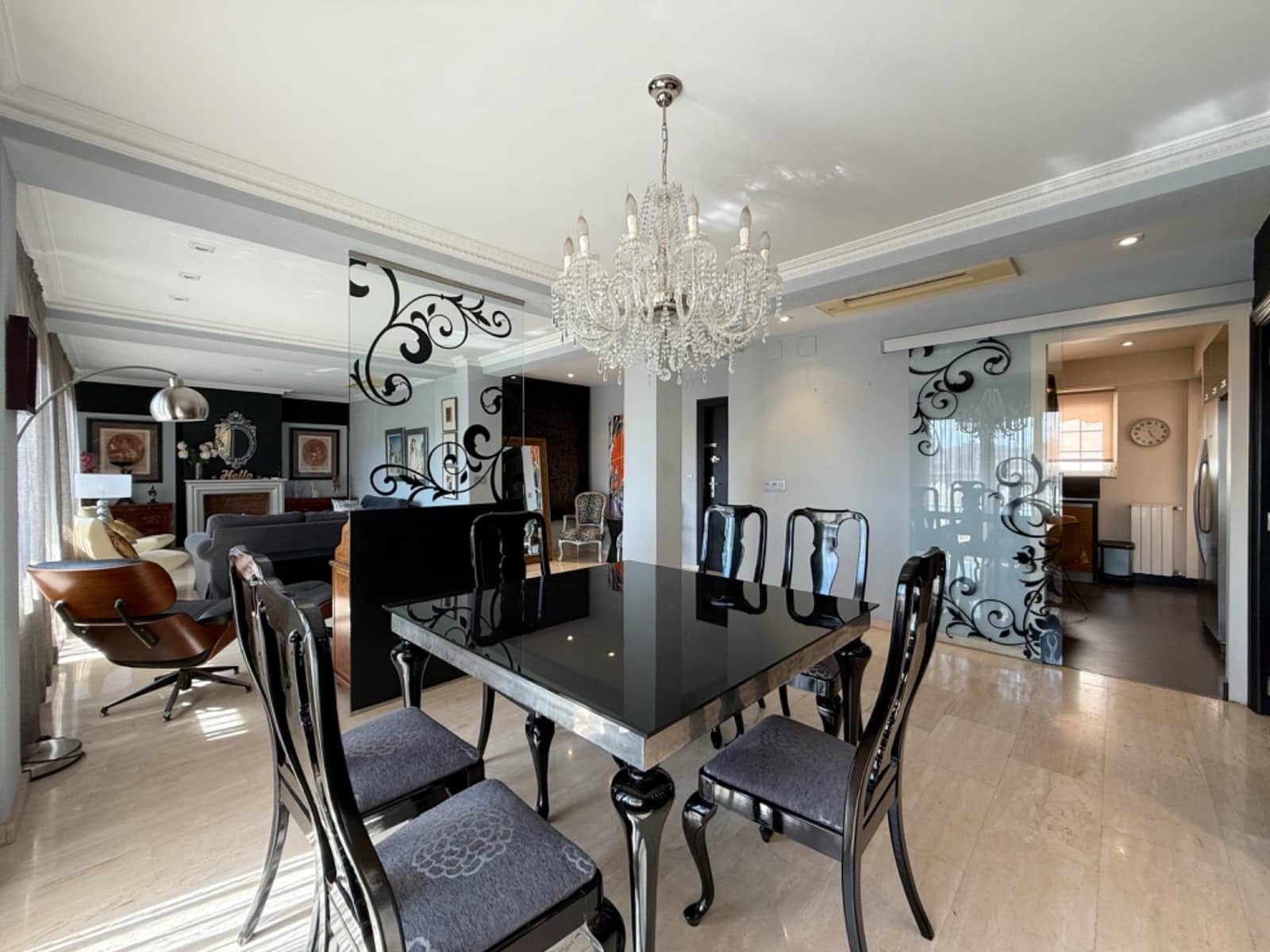 3 sovrum Lägenhet att hyra i Alicante stad med garage - 1 500 € (Ref: 9100825)