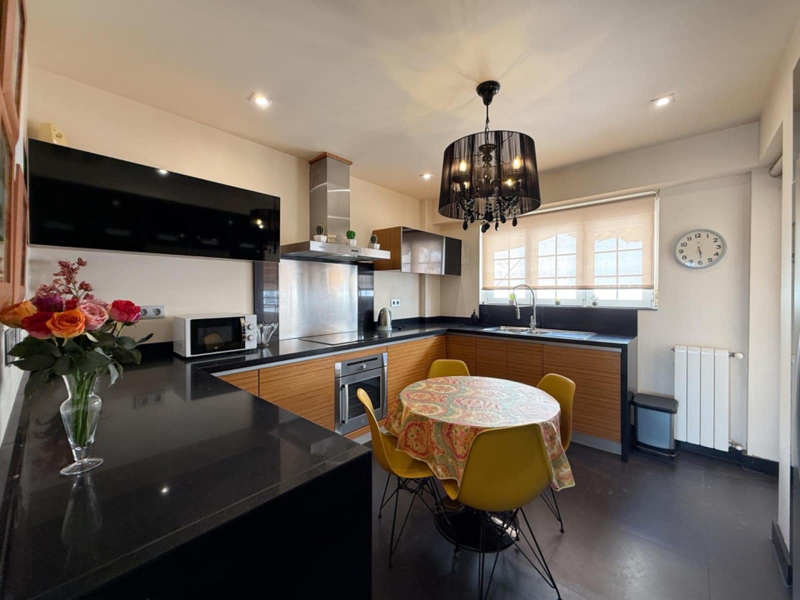 3 sovrum Lägenhet att hyra i Alicante stad med garage - 1 500 € (Ref: 9100825)