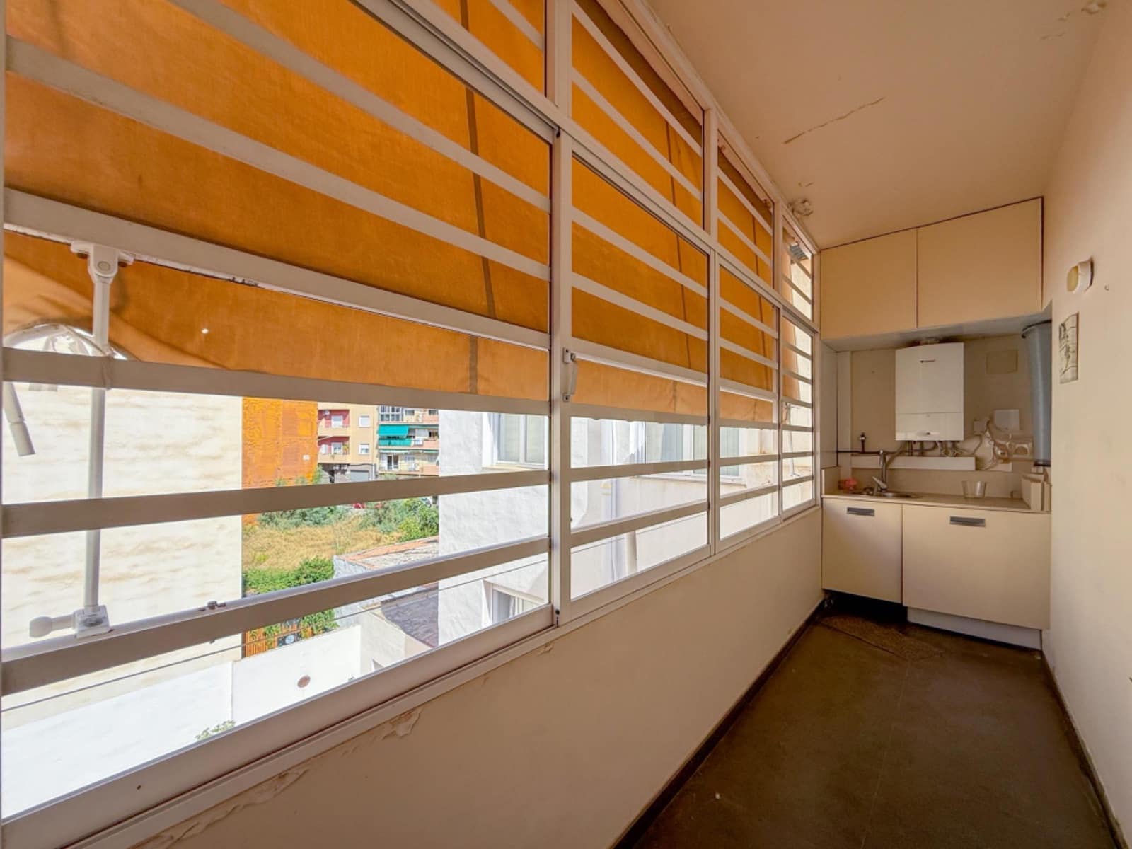 3 sovrum Lägenhet att hyra i Alicante stad med garage - 1 500 € (Ref: 9100825)