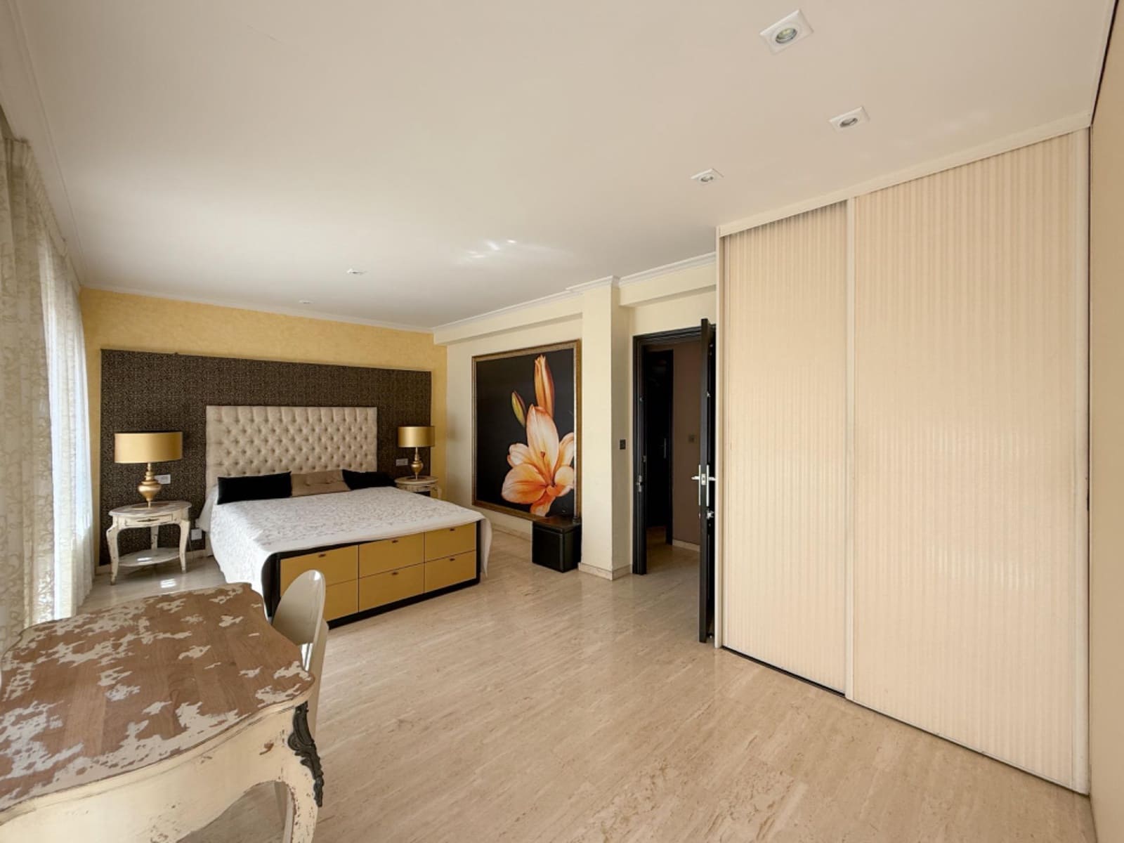 3 sovrum Lägenhet att hyra i Alicante stad med garage - 1 500 € (Ref: 9100825)