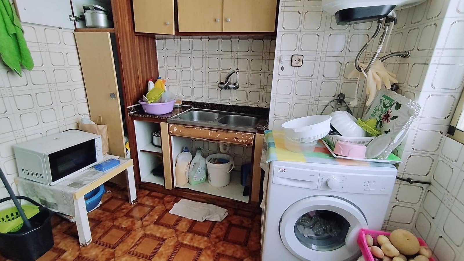 2 soveværelse Lejlighed til salg i Alicante by - € 62.000 (Ref: 9106616)