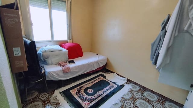 2 soverom Leilighet til salgs i Alicante by - € 62 000 (Ref: 9106616)