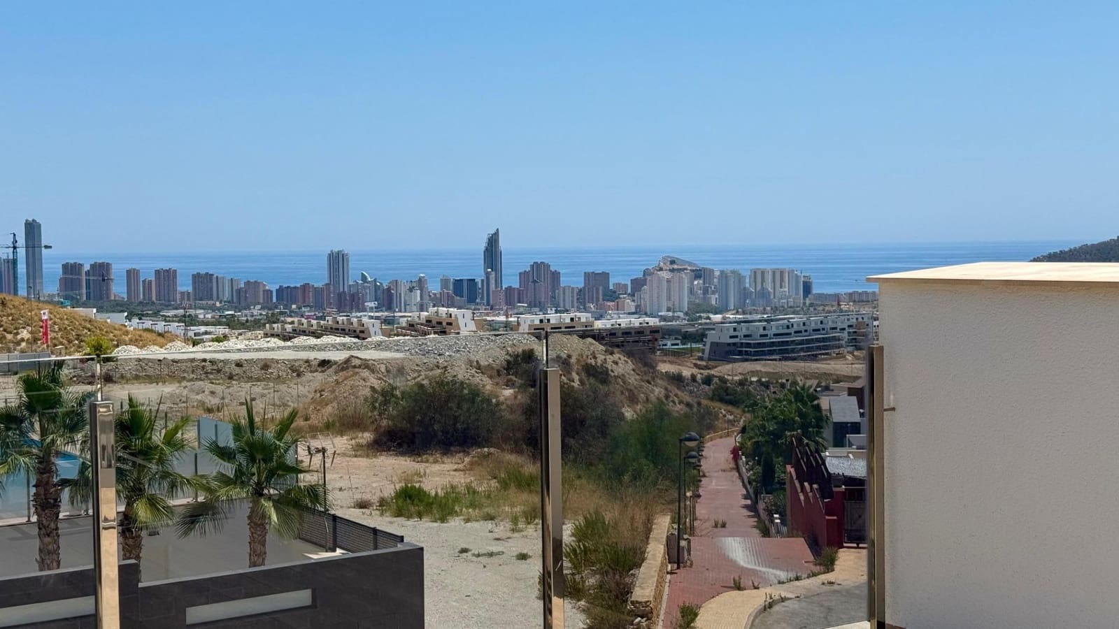 3 bedroom Villa for rent in Finestrat - € 3,000 (Ref: 9106618)