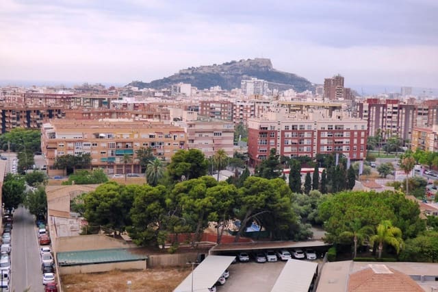 4 soverom Penthouse til salgs i Alicante by med svømmebasseng garasje - € 449 000 (Ref: 9110435)