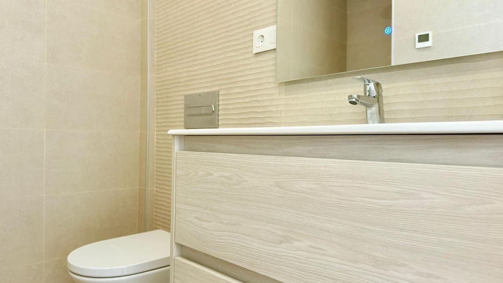 2 bedroom Apartment for sale in Finestrat with pool - € 360,000 (Ref: 9110436)