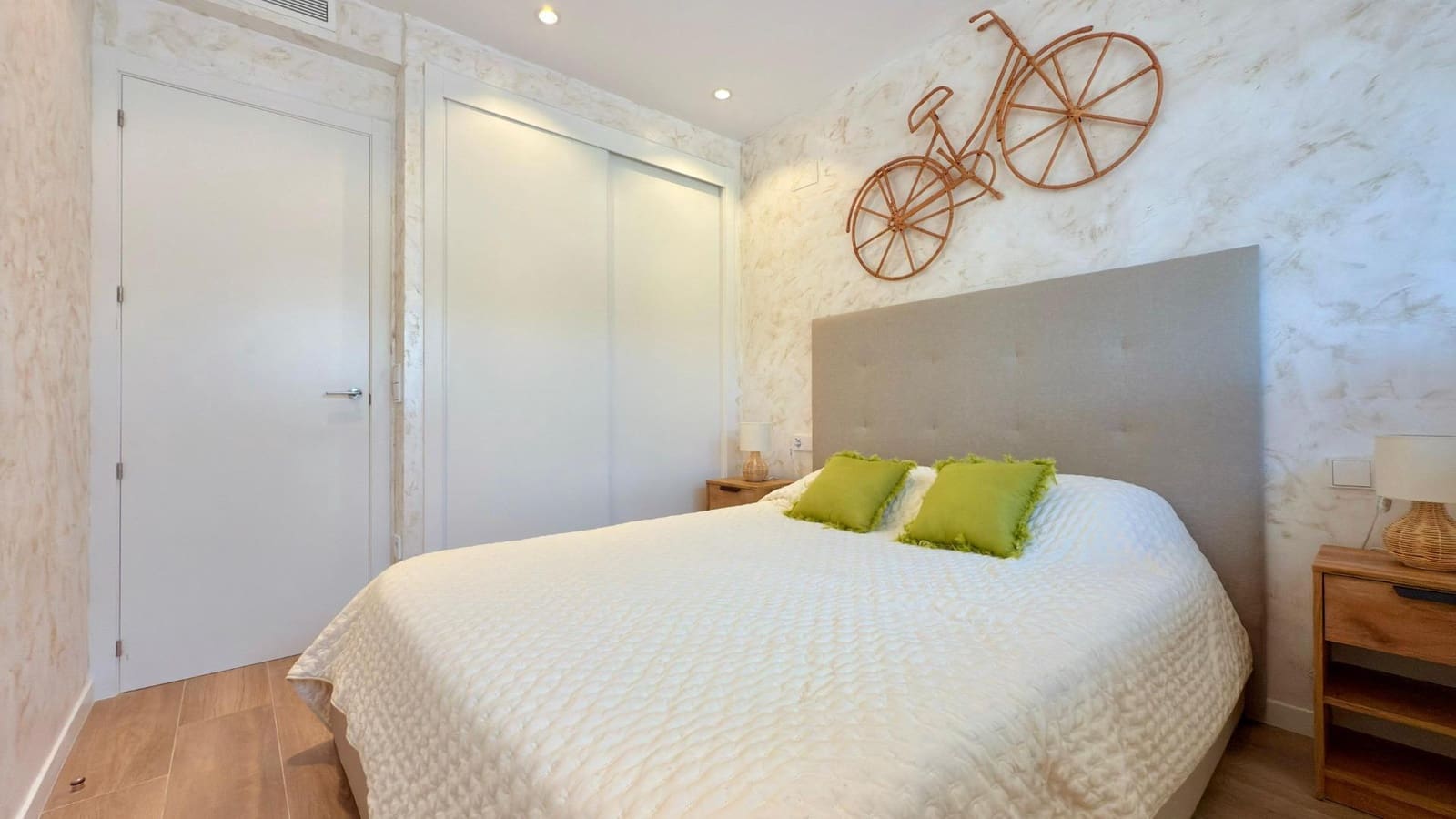 2 quarto Apartamento para arrendar em Finestrat - 1 900 € (Ref: 9112435)