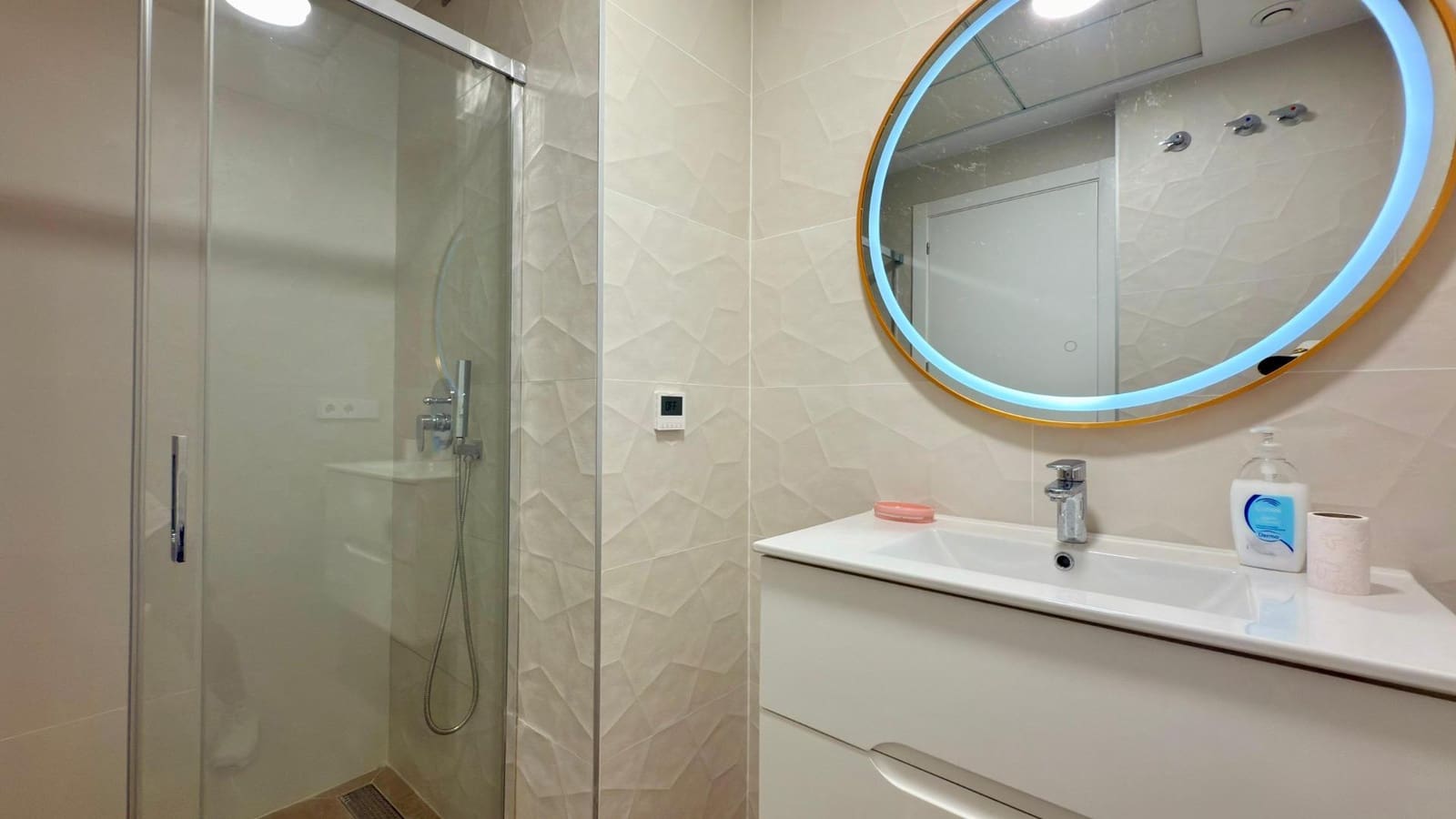 2 quarto Apartamento para arrendar em Finestrat - 1 900 € (Ref: 9112435)