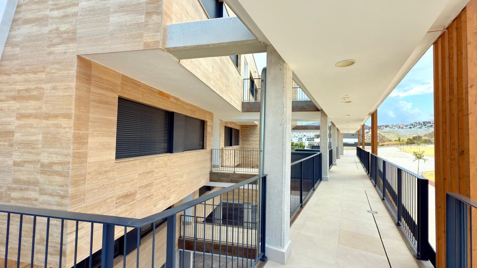 2 quarto Apartamento para arrendar em Finestrat - 1 900 € (Ref: 9112435)