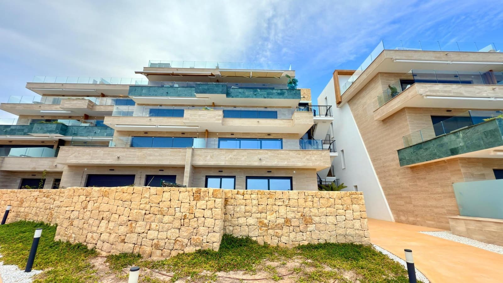 2 quarto Apartamento para arrendar em Finestrat - 1 900 € (Ref: 9112435)